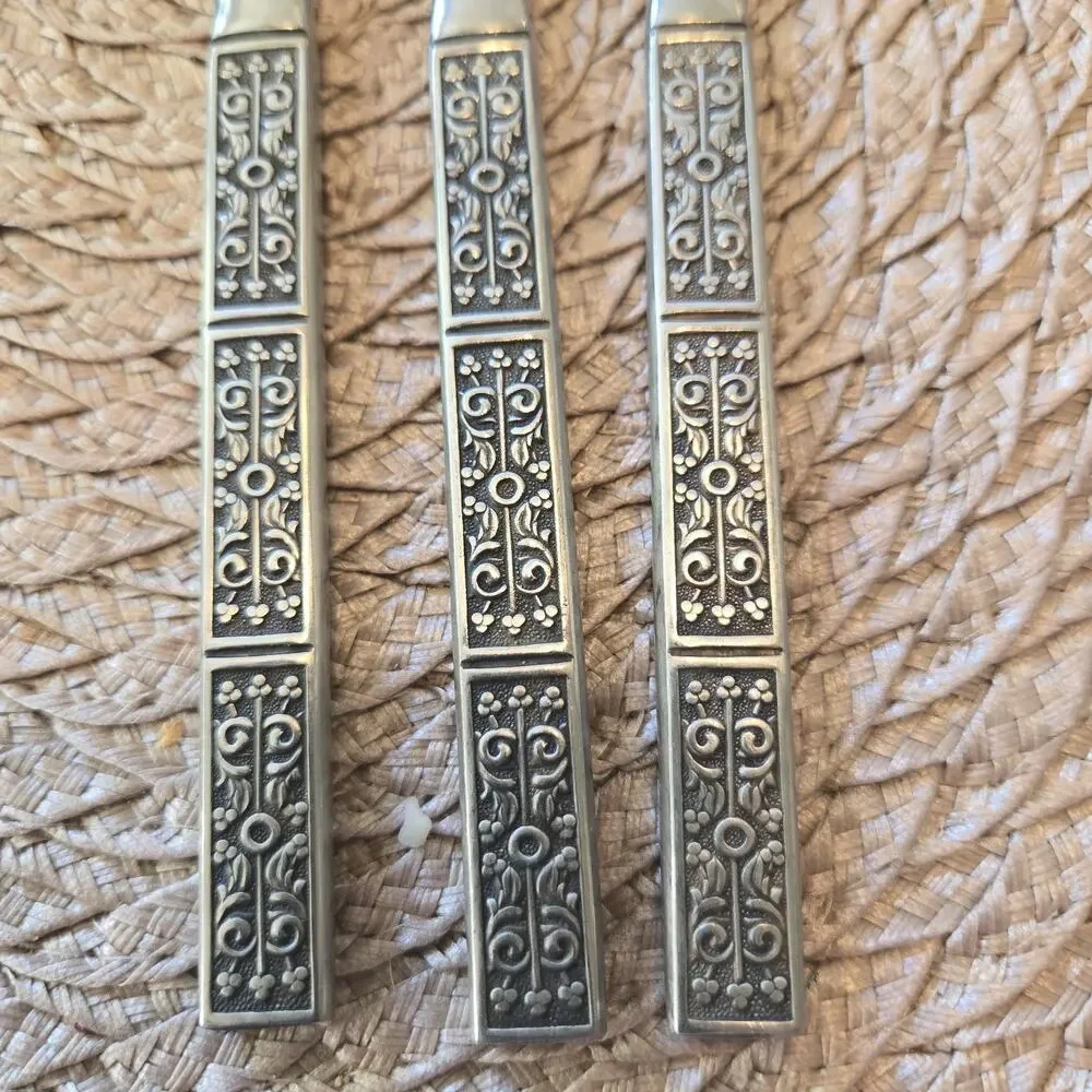 VINTAGE ORLEANS ORL16 Stainless 3 Butter Knives Flatware Silverware 8 in